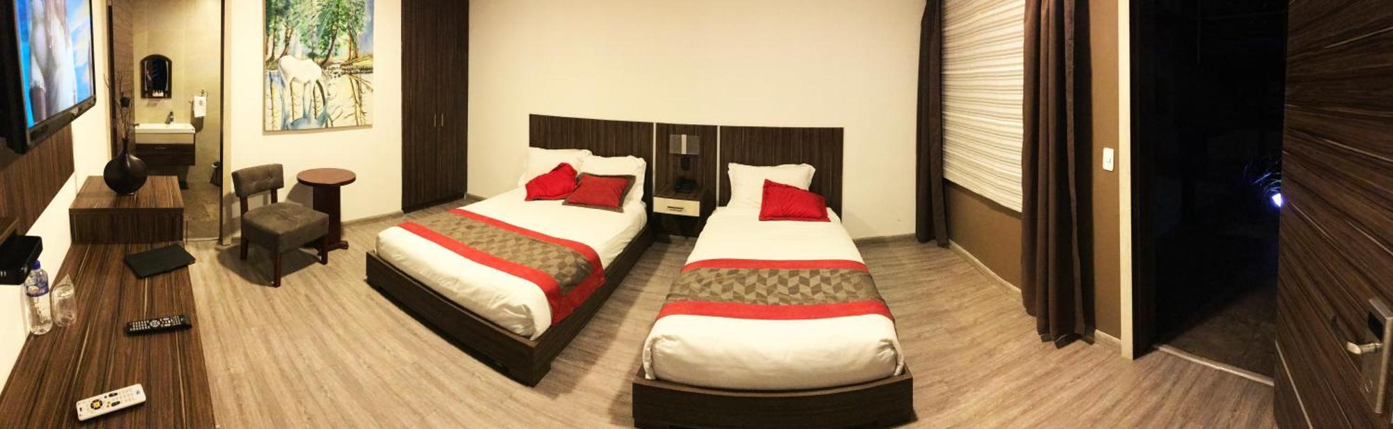 Hotel Santiago De Compostella Suites Cuenca Ngoại thất bức ảnh