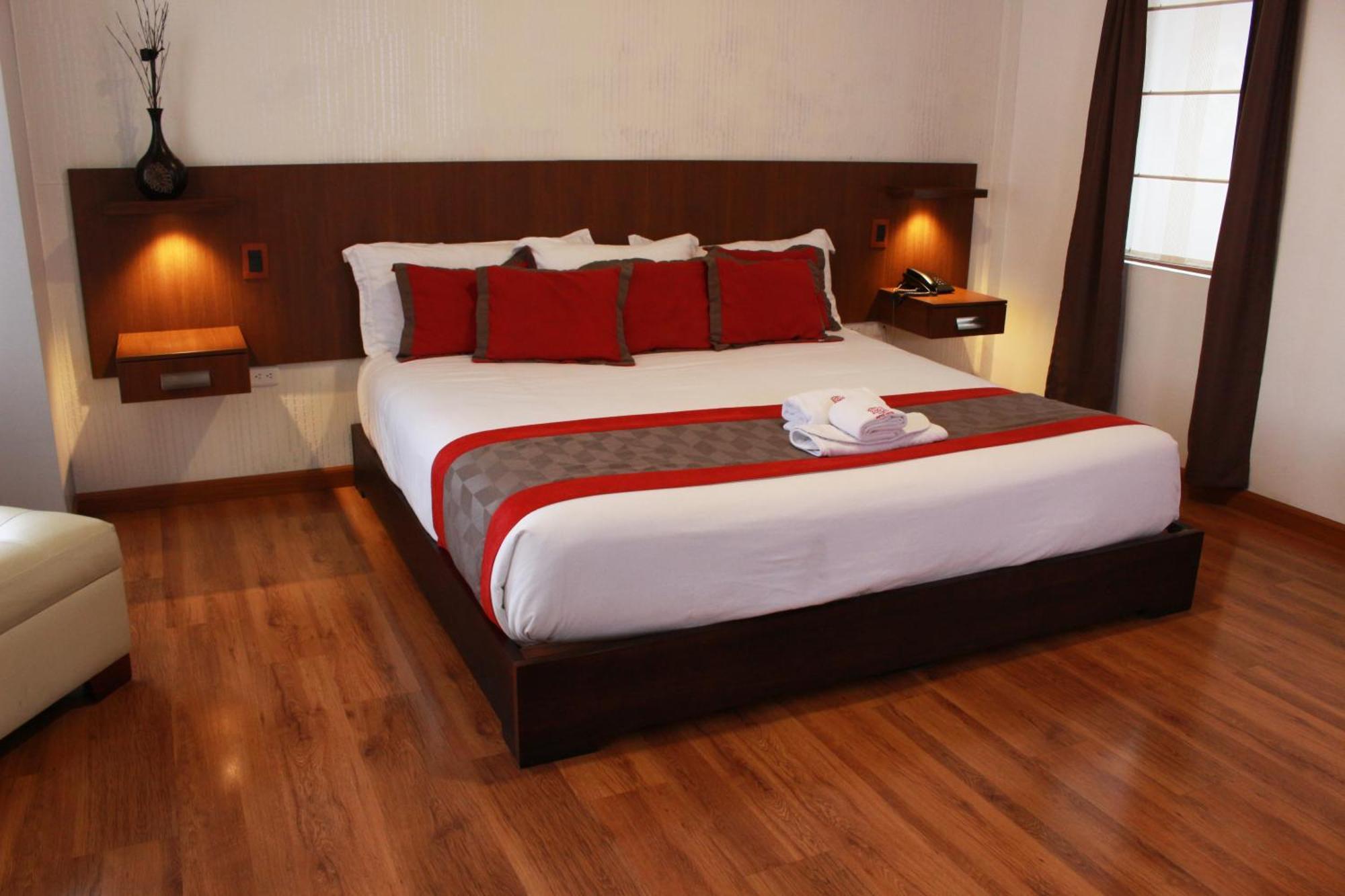 Hotel Santiago De Compostella Suites Cuenca Ngoại thất bức ảnh