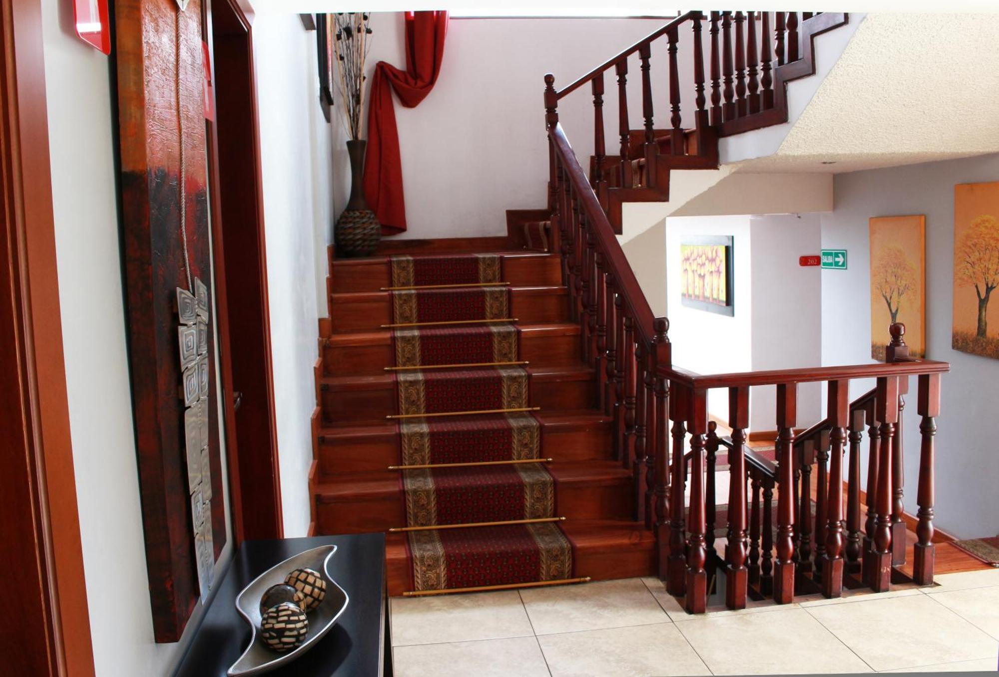 Hotel Santiago De Compostella Suites Cuenca Ngoại thất bức ảnh