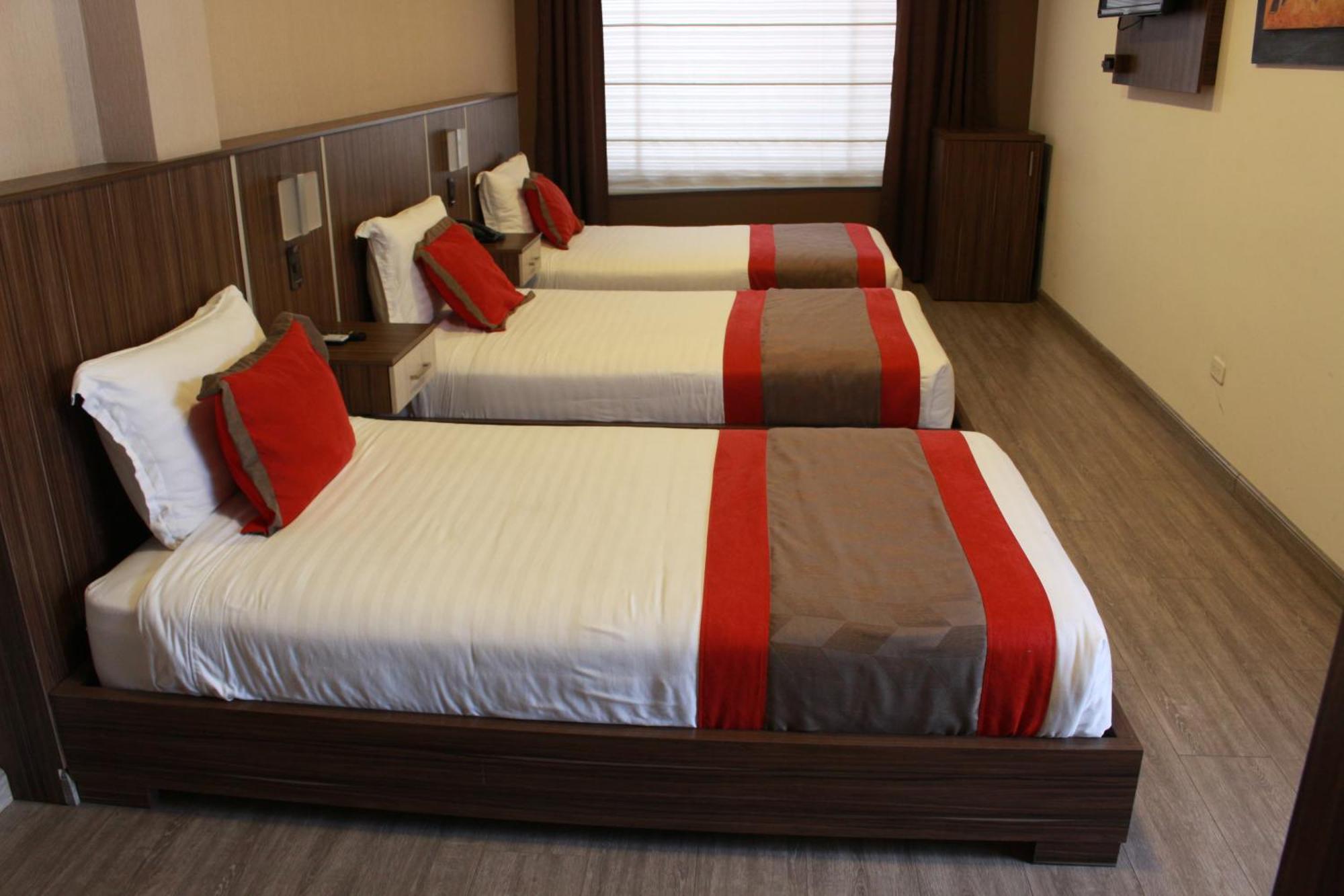 Hotel Santiago De Compostella Suites Cuenca Ngoại thất bức ảnh