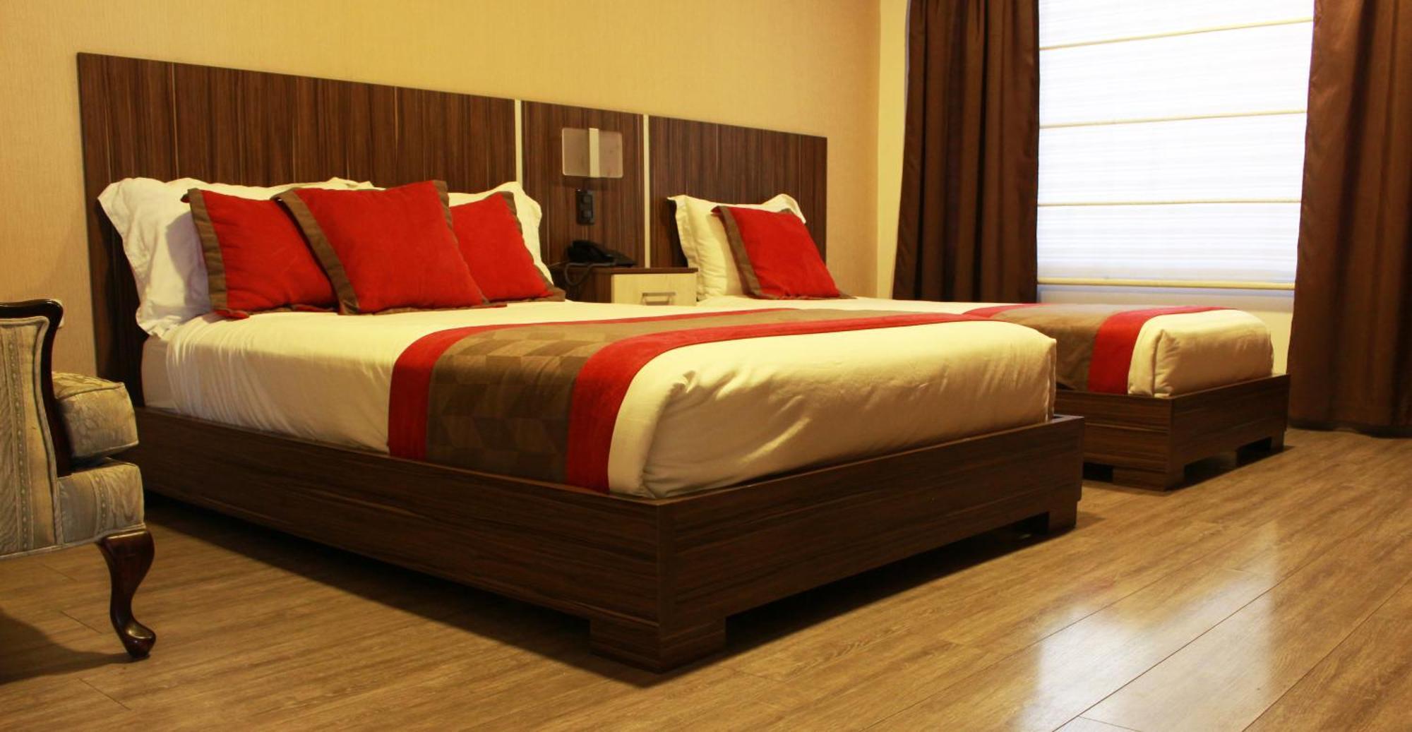 Hotel Santiago De Compostella Suites Cuenca Ngoại thất bức ảnh