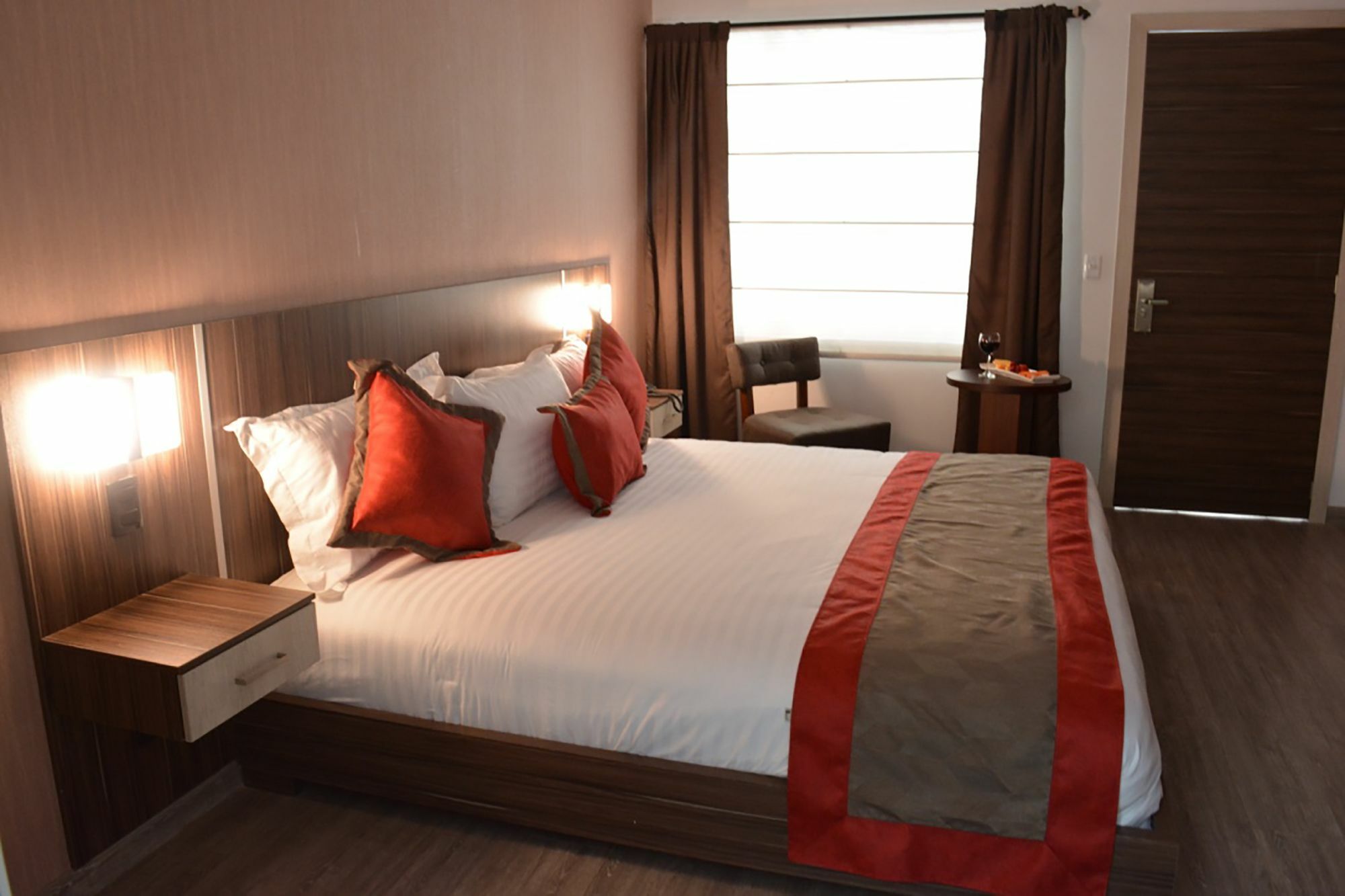 Hotel Santiago De Compostella Suites Cuenca Ngoại thất bức ảnh