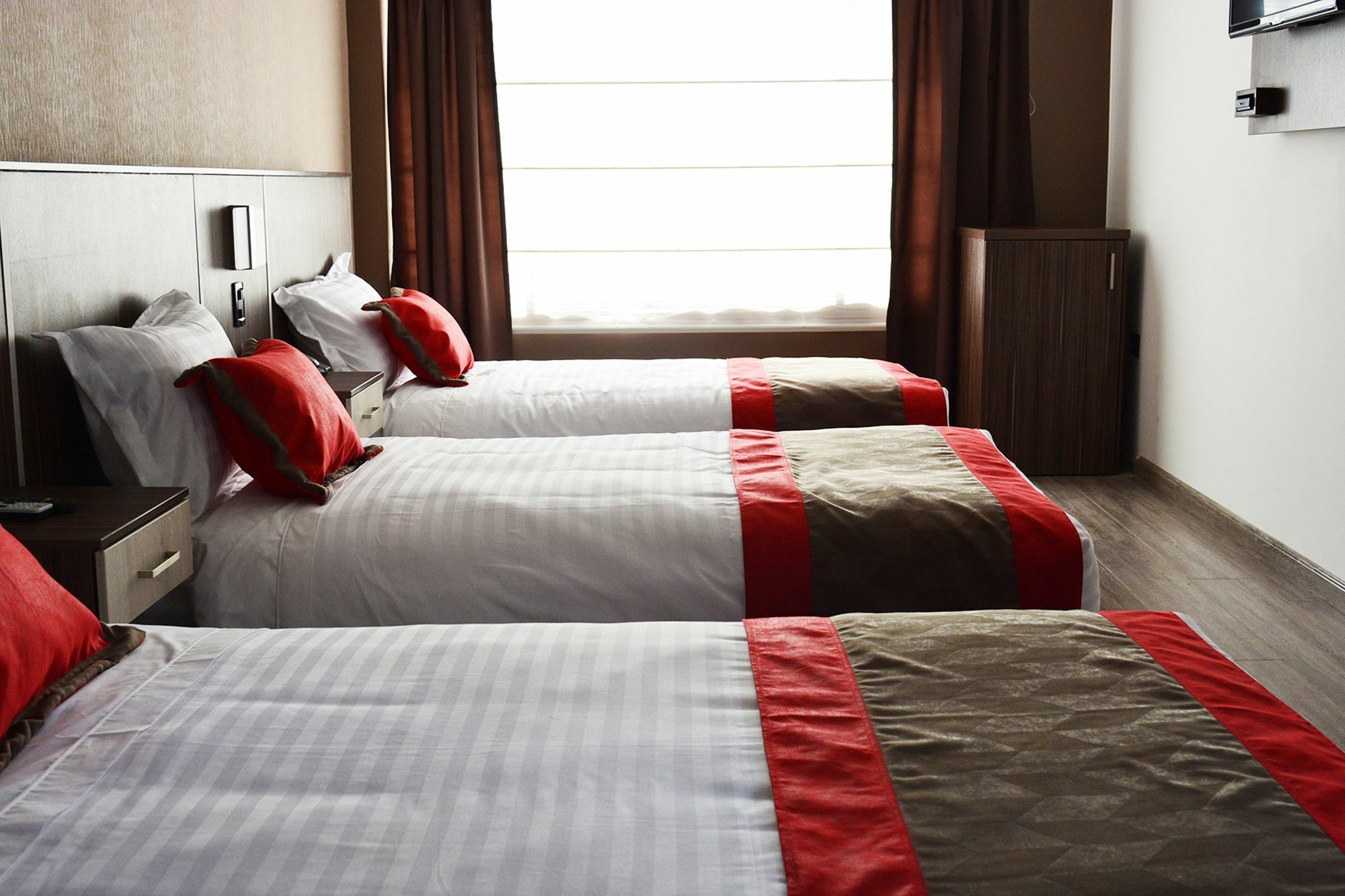 Hotel Santiago De Compostella Suites Cuenca Ngoại thất bức ảnh